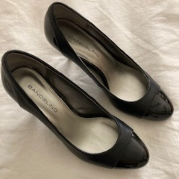 Bandolino BD7 Cunning Black Pumps Multi Leather with Patent Caps  Size 8.5 - Picture 3 of 9